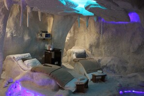 Behandlungsräume für Paare, Sauna, Whirlpool, Dampfbad