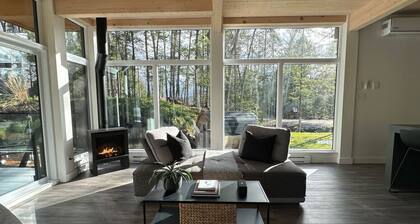 Scenic & Bright | Sauna • Fire • 20 min Tremblant