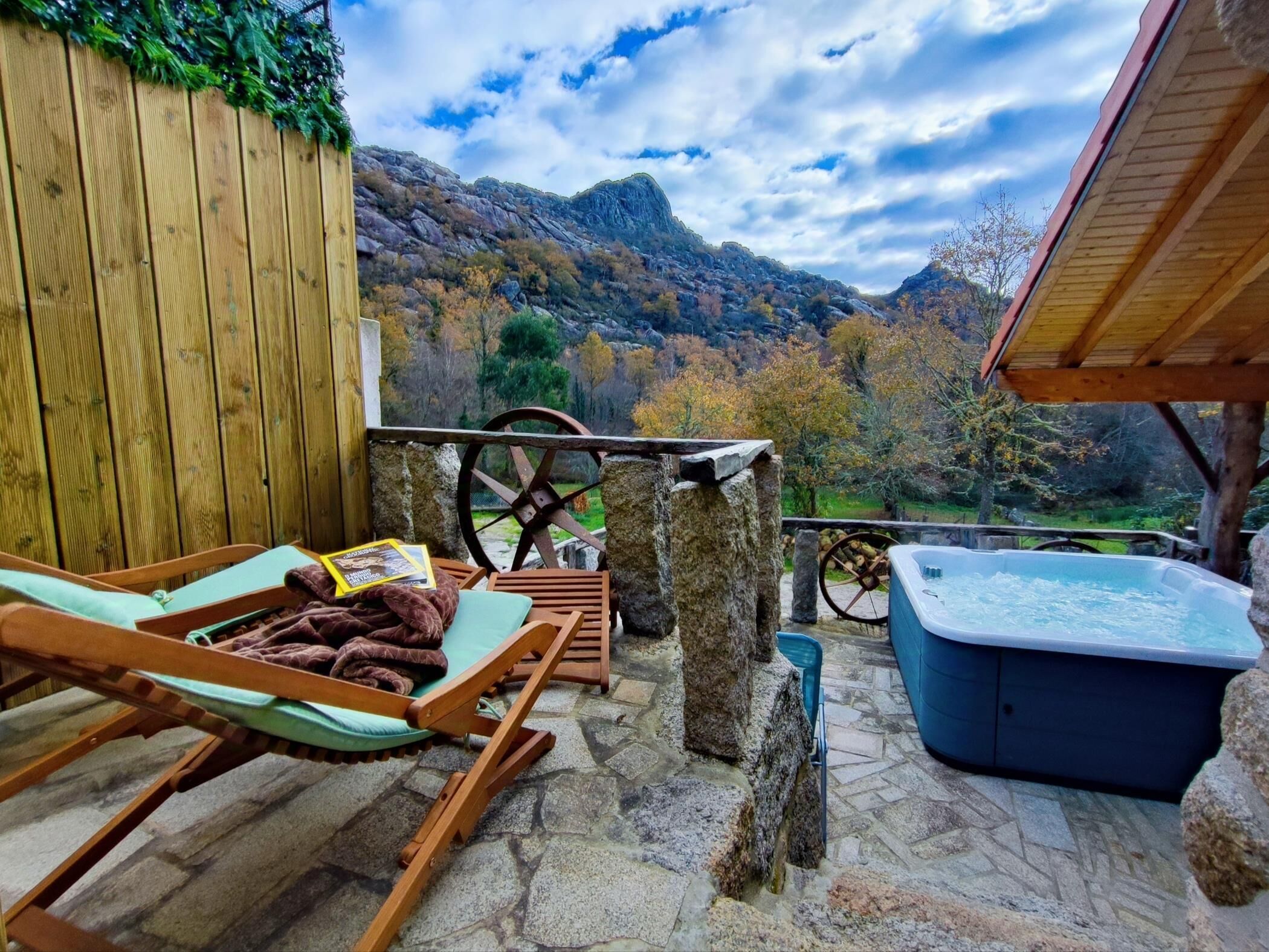 Bain à remous extérieur