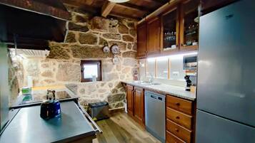 Frigorífic, microones, forn i rentaplats