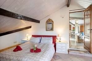 2 camere, ferro/asse da stiro, Wi-Fi gratuito, lenzuola