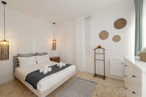 3 habitaciones, tabla de planchar con plancha y wifi gratis