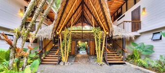 Conga Boutique Hotel