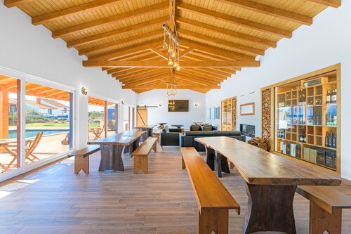 Holiday Home 'Vale De Gaios' with Mountain View, Wi-Fi and Air Conditioning