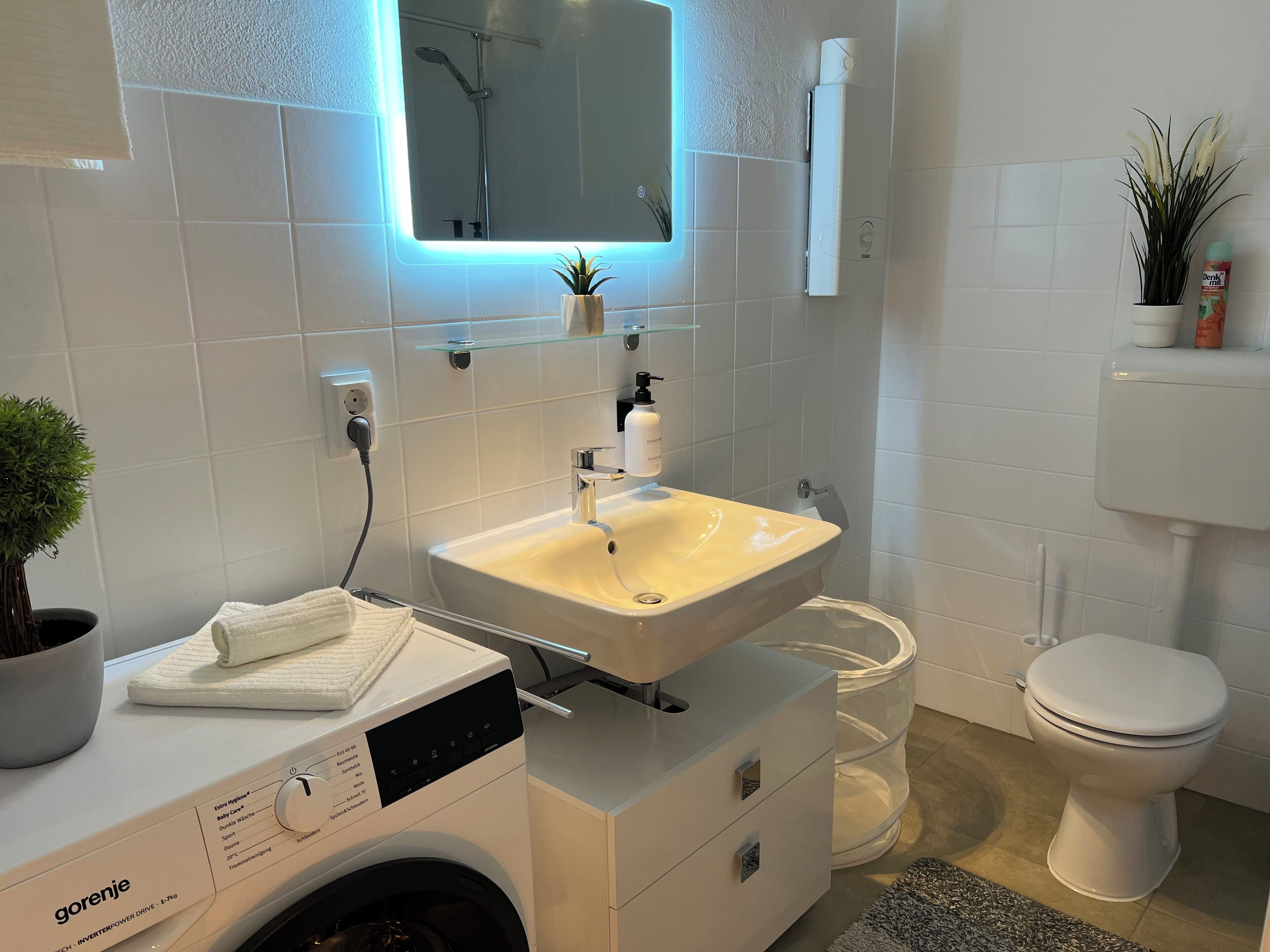 Dusche, Handtücher, Seife, Shampoo