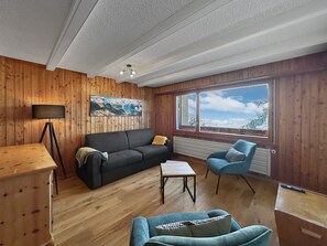TV, offices - Ultimate Ski Condo – 4 Valleys, Ski-in/out , Swiss (Vex)