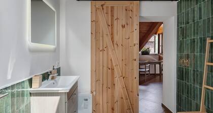 Apartment 'Appartamenti In Agriturismo' with Mountain View, Wi-Fi and Air Conditioning