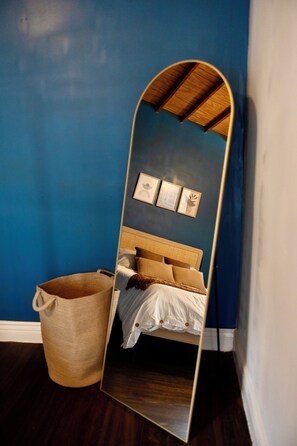 1 habitación, wifi y ropa de cama