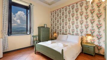 1 sovrum, strykjärn/strykbräda, gratis wi-fi och sängkläder