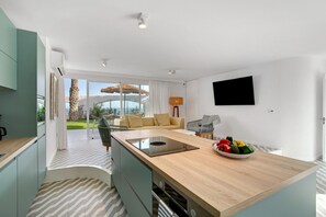 Interior - 'Sierra Del Mar - 12 Personen' with Sea View, Private Pool and Wi-Fi (Playa del Ingles)