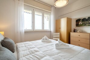 2 chambres, fer et planche à repasser, Wi-Fi, literie fournie