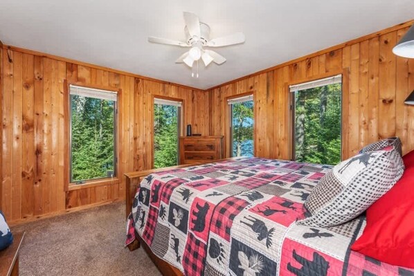 2 bedrooms, iron/ironing board, travel cot, free WiFi