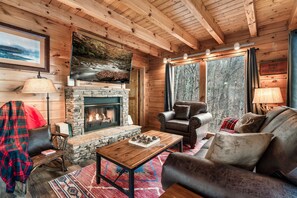 TV connectée, cheminée