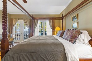 6 bedrooms, iron/ironing board, WiFi, bed sheets - Clamshell by the Sea (Gouldsboro)