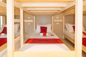 Room - RedDoorz @ Laiya Vivo Hotel Batangas (San Juan)