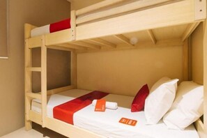 Room - RedDoorz @ Laiya Vivo Hotel Batangas (San Juan)