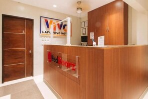 Lobby - RedDoorz @ Laiya Vivo Hotel Batangas (San Juan)
