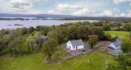 Lough Mask Fishing Cottage - For family or groups