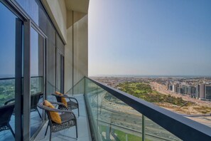 Standard Apartment, 2 Bedrooms (Apartment) | Terrace/patio - 2-Bedroom Apartment in Aykon City, Business Bay (Dubai)