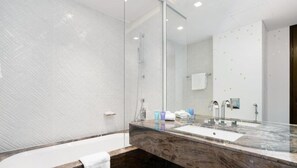 Appartement Standard, 2 chambres (Apartment) | Salle de bain