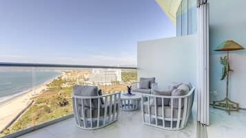 Attico Luxury, vista oceano | Vista balcone