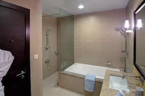 Leilighet – standard, 3 soverom (Apartment) | Bad