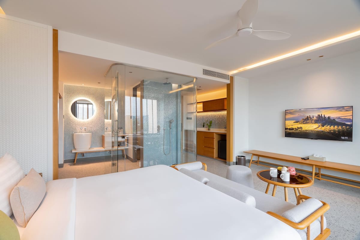 Deluxe-værelse - 1 kingsize-seng | Pengeskab på værelset, strygejern/strygebræt, gratis baby-/barnesenge