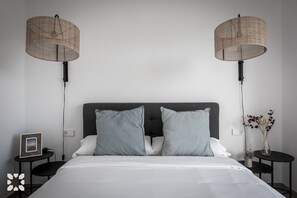 3 bedrooms, iron/ironing board, free WiFi