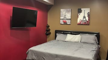 1 bedroom, in-room safe, desk, iron/ironing board