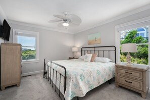 7 slaapkamers, een strijkplank/strijkijzer, gratis wifi, beddengoed