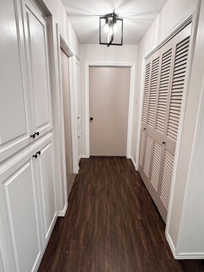 Interior - Charming 3- Bedroom  house in Lubbock near a Beautiful Park  (Lubbock)