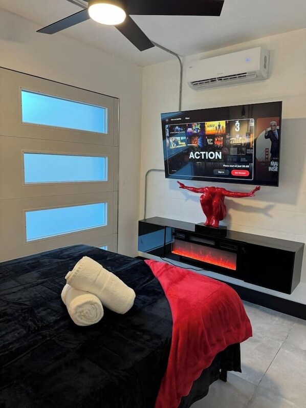 Desk, iron/ironing board, free WiFi, bed sheets