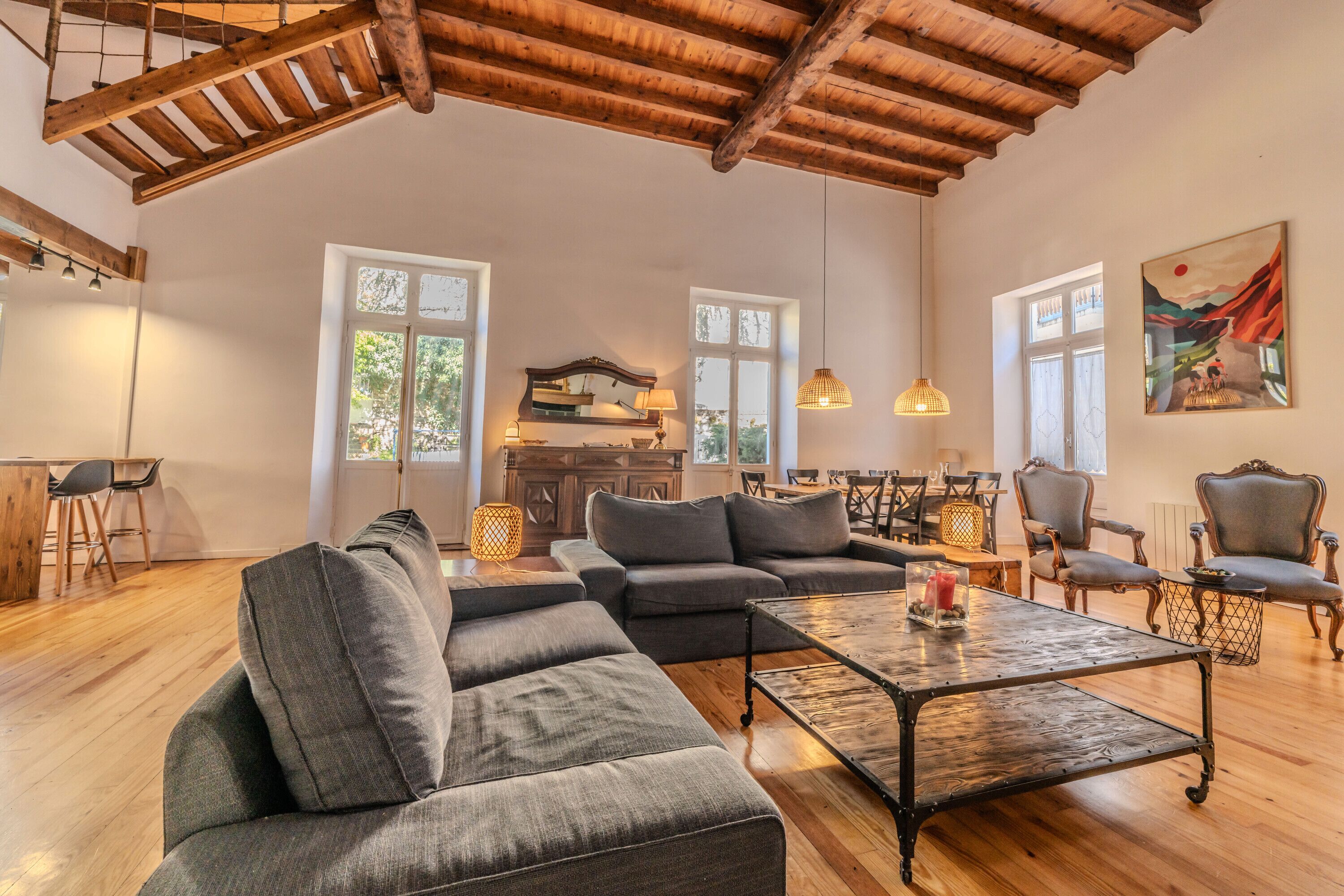 Télévision, cheminée