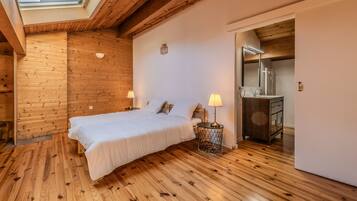 4 chambres, fer et planche Ă repasser, Wi-Fi gratuit