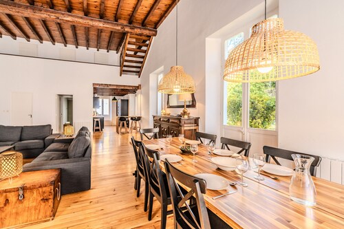 Holiday Home 'Vila Marisa' with Mountain View, Private Terrace and Wi-Fi