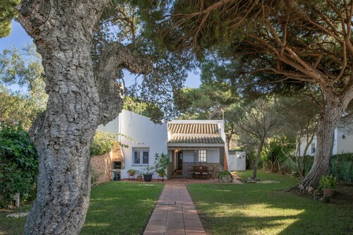 Villa 'La Barrosa A 800 Mts Playa' with Private Terrace, Wi-Fi and Air Conditioning