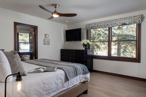 House, Mountain View - Luxe Osprey  (Edwards)