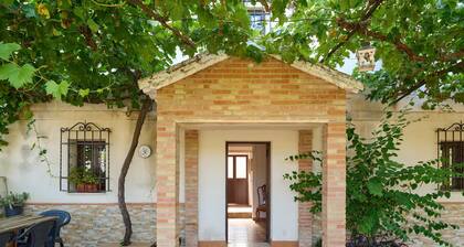 Country House 'Casilla Miguelin' with Private Pool and Wi-Fi