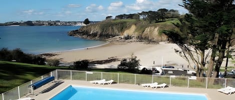 Piscine intérieure, piscine chauffée