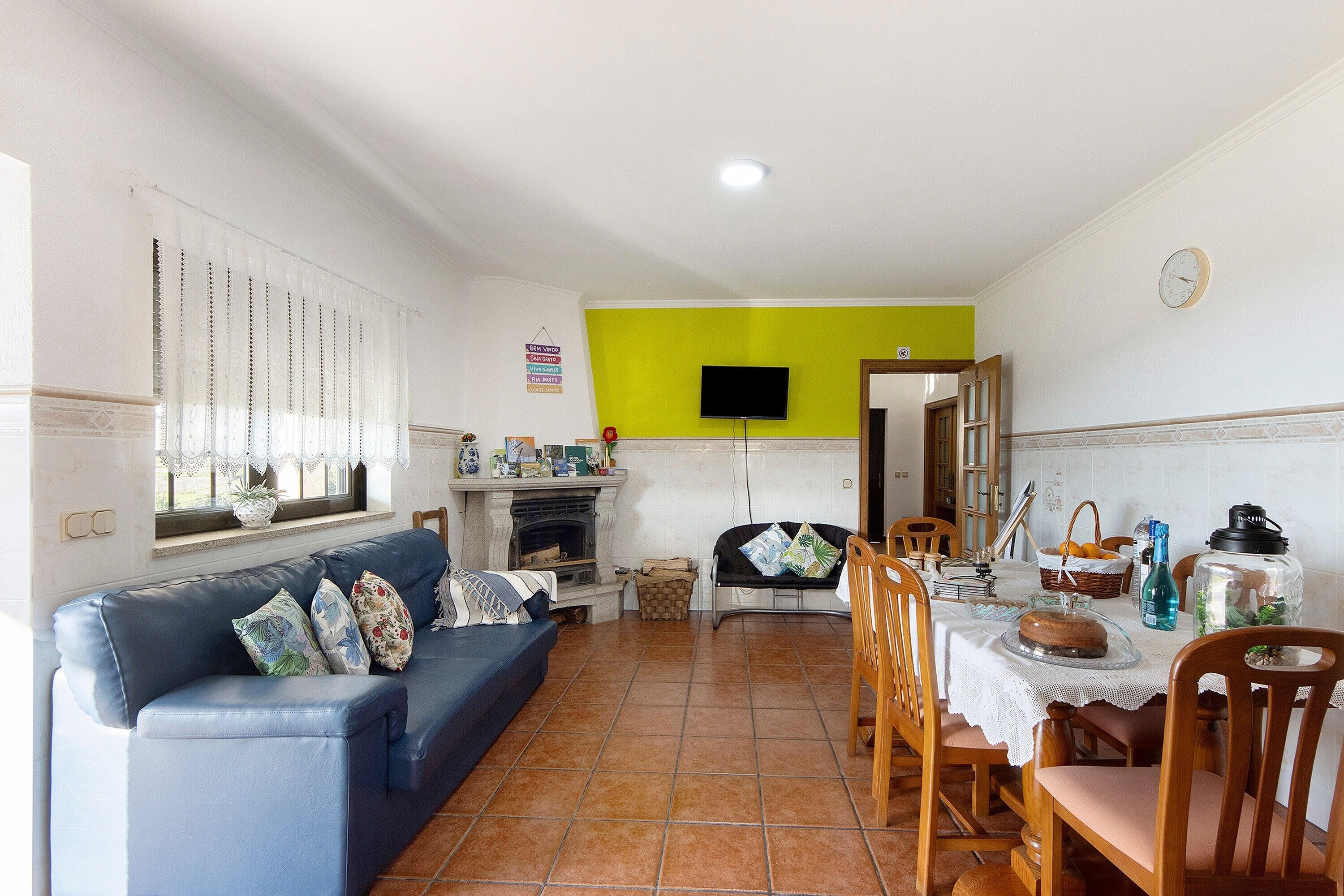 Casa De Santo Amaro Avec Vue Sur La Montagne, Piscine, Wi-fi Et Climatisation - Sever do Vouga