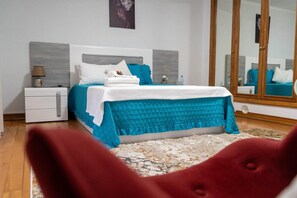 4 habitaciones, tabla de planchar con plancha y wifi gratis