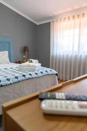 4 Schlafzimmer, Bügeleisen/Bügelbrett, kostenloses WLAN, Bettwäsche