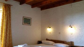 1 Schlafzimmer, Bügeleisen/Bügelbrett, kostenloses WLAN, Bettwäsche