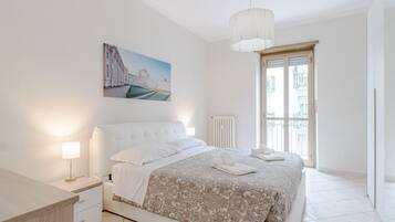 1 camera, Wi-Fi, lenzuola