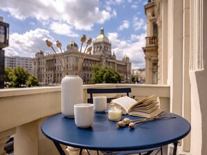 Outdoor dining - TurnKey | Wenceslas square Apartment w/ balcony I (Praha 1)