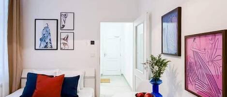 1 dormitorio, tabla de planchar con plancha, cuna de viaje y wifi