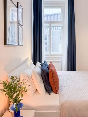 1 chambre, fer et planche à repasser, lit parapluie, Wi-Fi