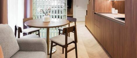 Fernseher, Arbeitsbereiche