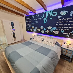 Strykejern/-brett, wi-fi (inkludert) og sengetøy