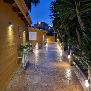 Property grounds - Studio Apartment 'Tabarca' with Shared Pool, Wi-Fi and Air Conditioning (Busot)